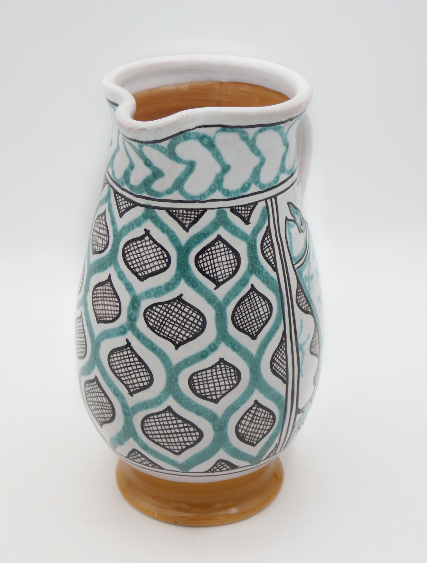 Trilobate Jug