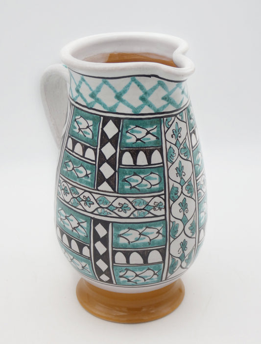 Trilobate Jug
