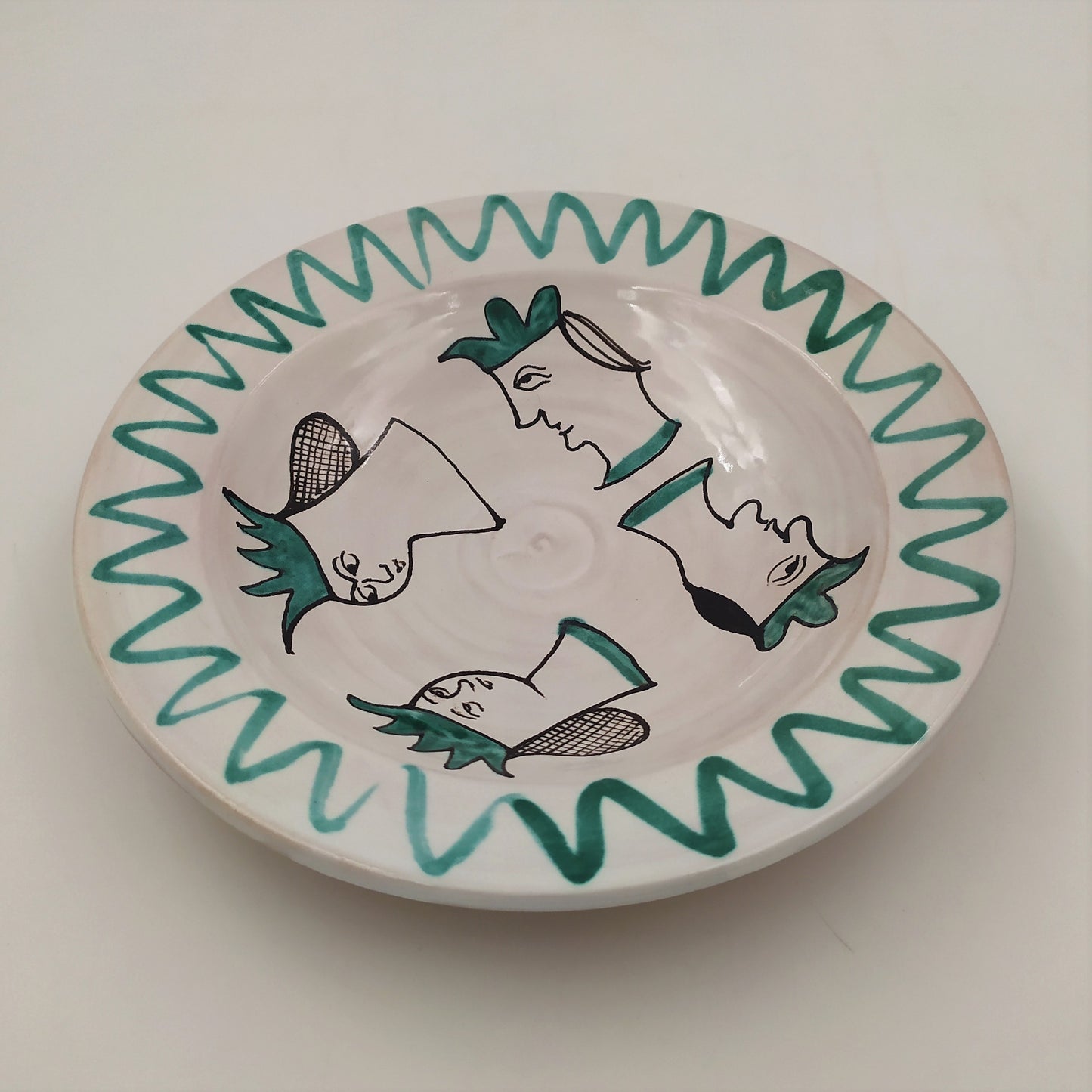 Basin dish