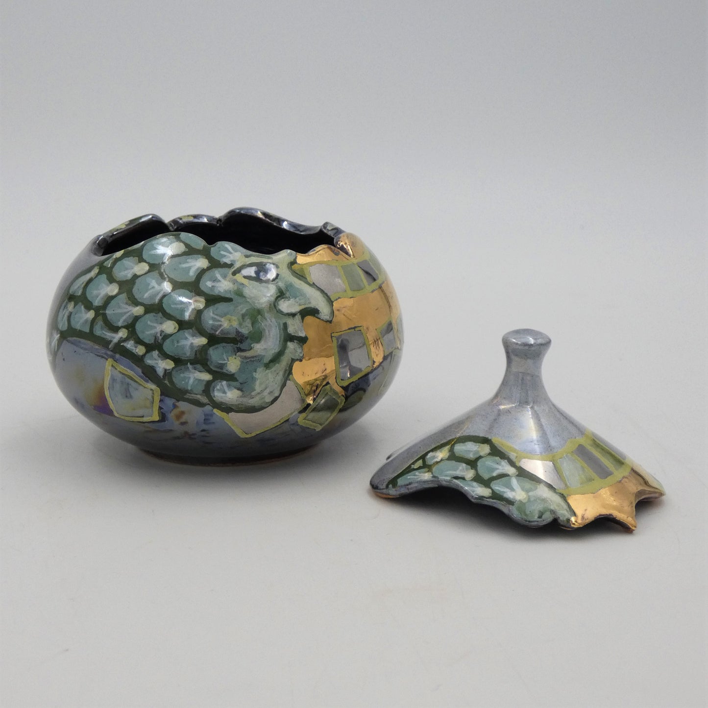 Scatola con Coperchio Irregolare