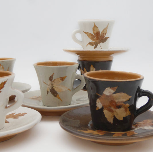 Tazzina svasata + piattino Terracotta Invetriata Colori Naturali Terre e Foglie