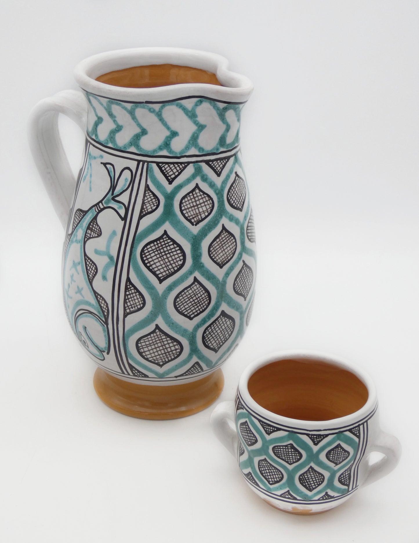 Trilobate Jug