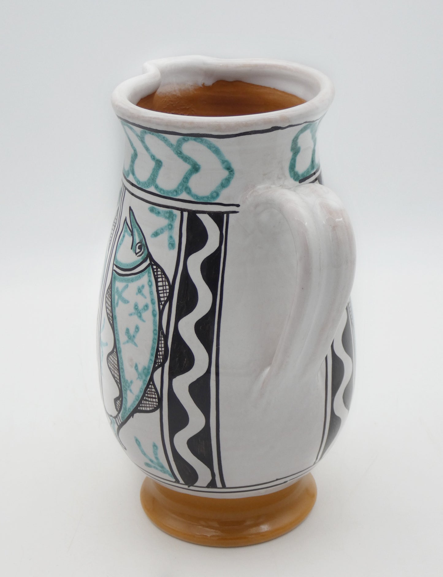 Trilobate Jug